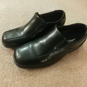 Mens black dress shoes
